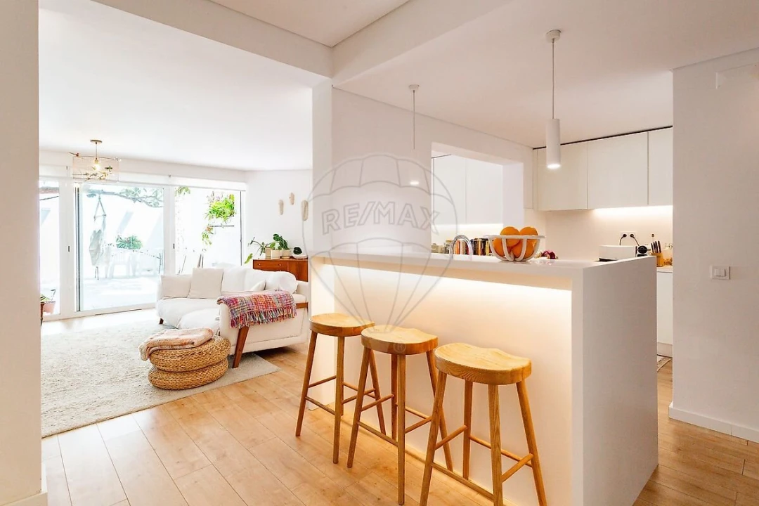 Apartamento T2 para Venda em São Domingos de Benfica Foto 13