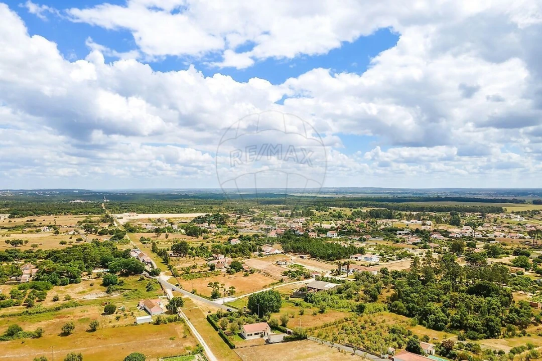 Moradia T3 para Venda em Vale da Pedra Foto 37