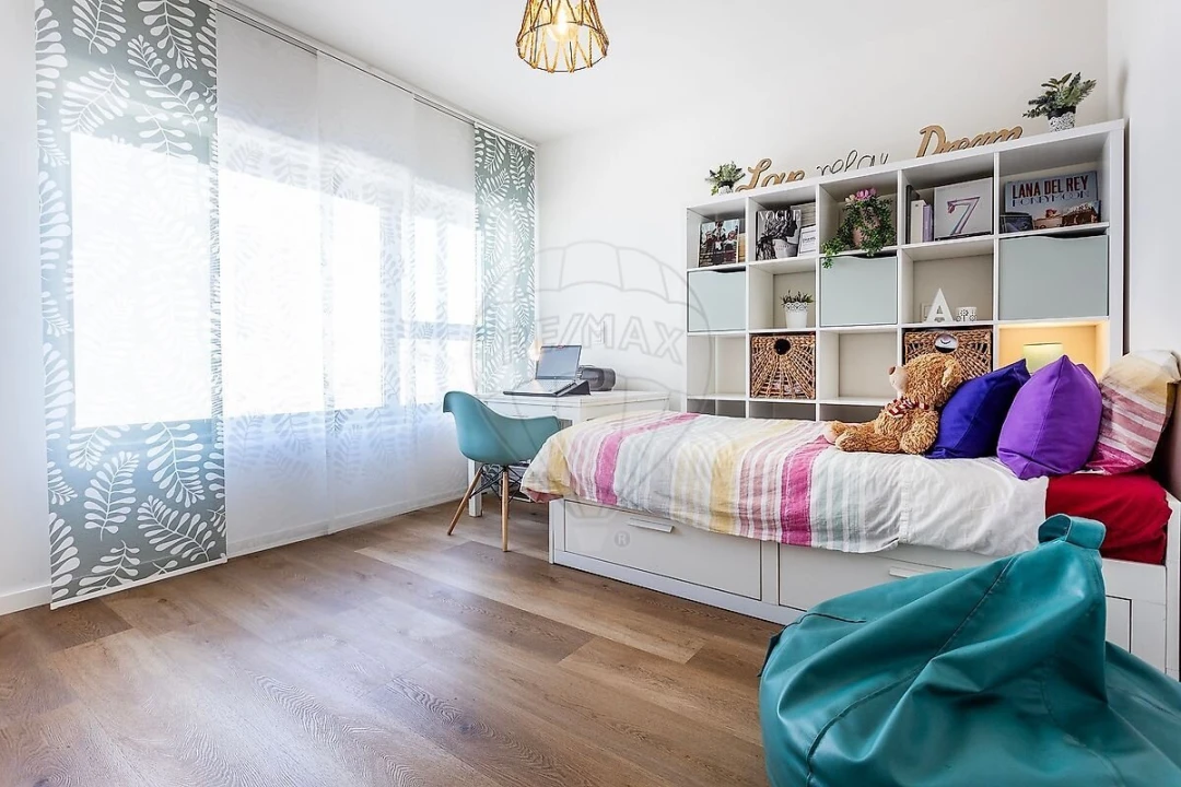 Apartamento T4 para Venda em Lumiar Foto 17