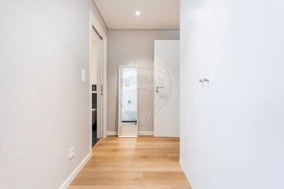 Apartamento T4 para Venda em Lumiar