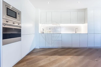 Apartamento T4 para Venda em Lumiar