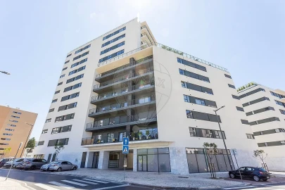 Apartamento T4 para Venda em Lumiar