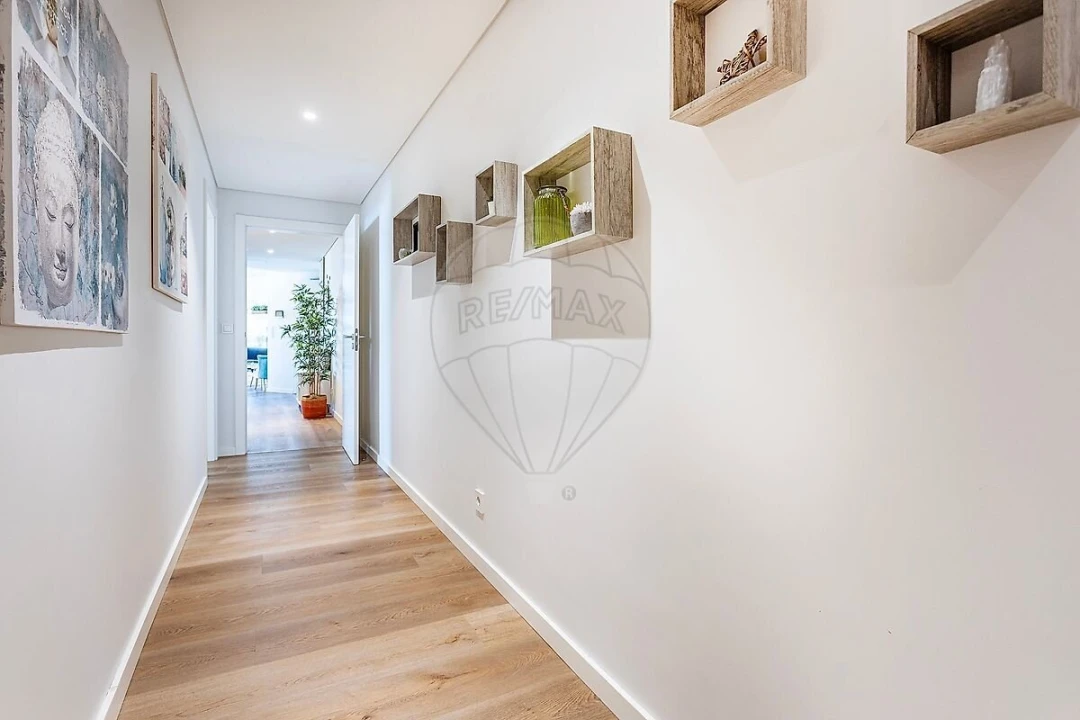 Apartamento T4 para Venda em Lumiar Foto 24