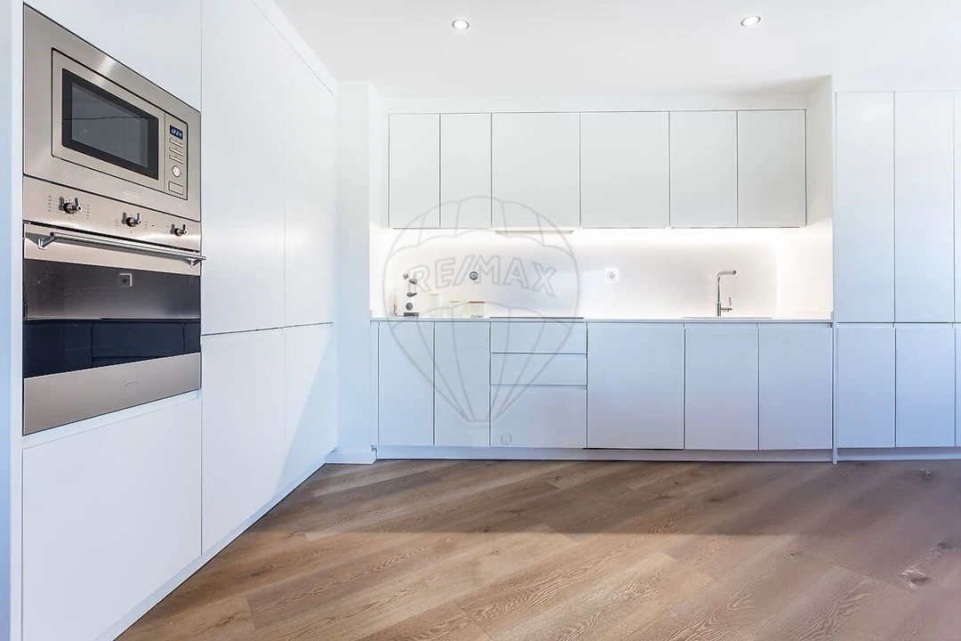 Apartamento T4 para Venda em Lumiar Foto 8