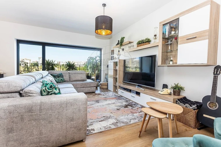 Apartamento T4 para Venda em Lumiar Foto 4