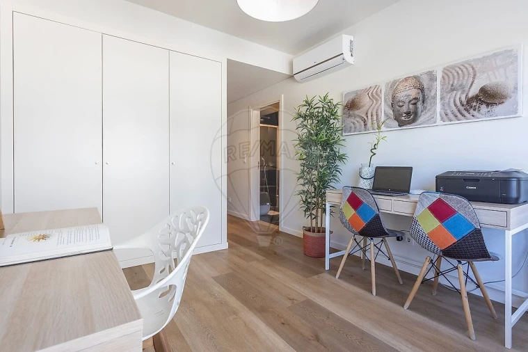 Apartamento T4 para Venda em Lumiar Foto 22