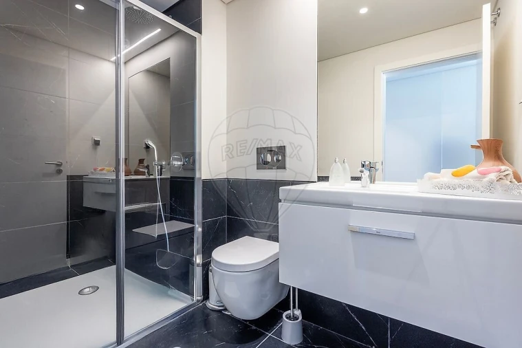 Apartamento T4 para Venda em Lumiar Foto 23