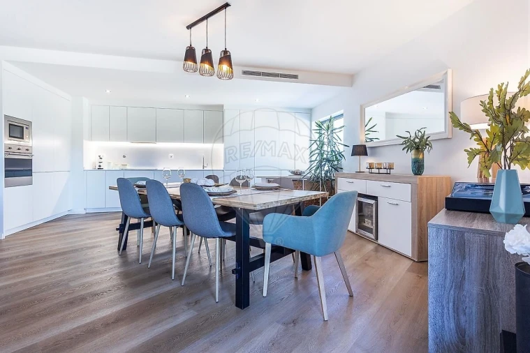 Apartamento T4 para Venda em Lumiar Foto 6