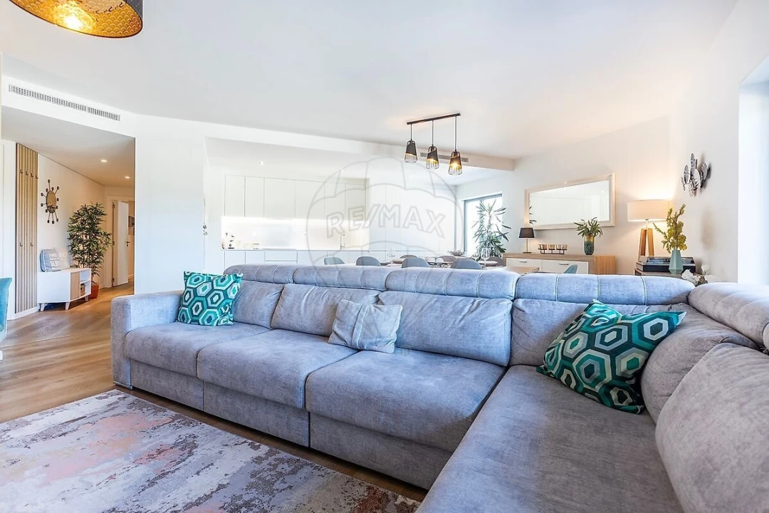 Apartamento T4 para Venda em Lumiar Foto 5