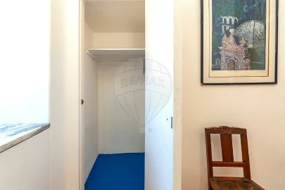 Apartamento T1 para Venda em Santa Maria Maior
