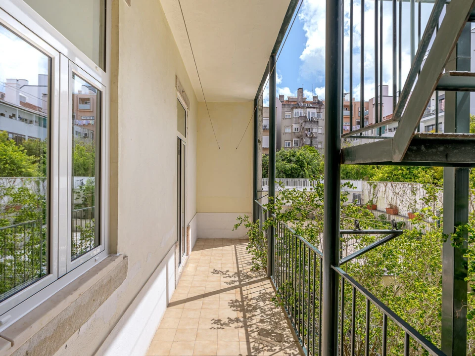 Apartamento T2 para Venda em Campo de Ourique Foto 27