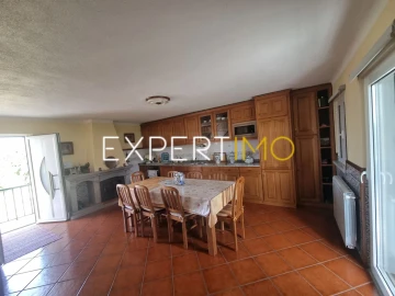 Moradia T4 para Venda em Gouveia (São Pedro e São Julião)