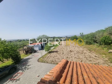 Moradia T4 para Venda em Gouveia (São Pedro e São Julião)