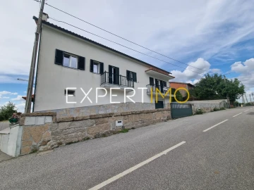 Moradia T4 para Venda em Gouveia (São Pedro e São Julião)