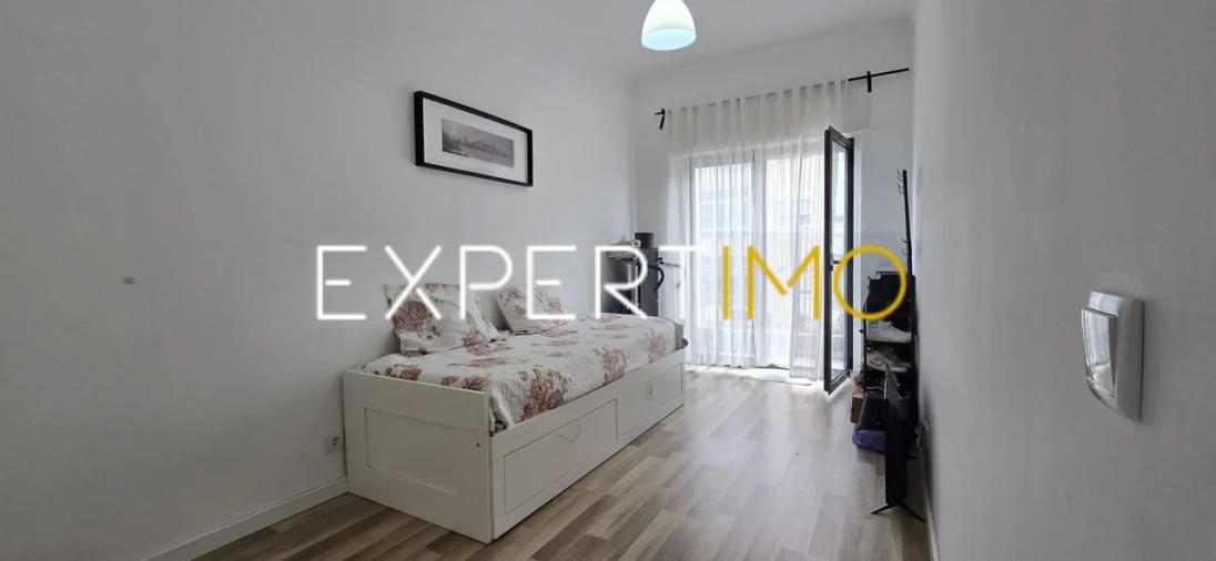 Apartamento T2 para Venda em Algueirão-Mem Martins Foto 18