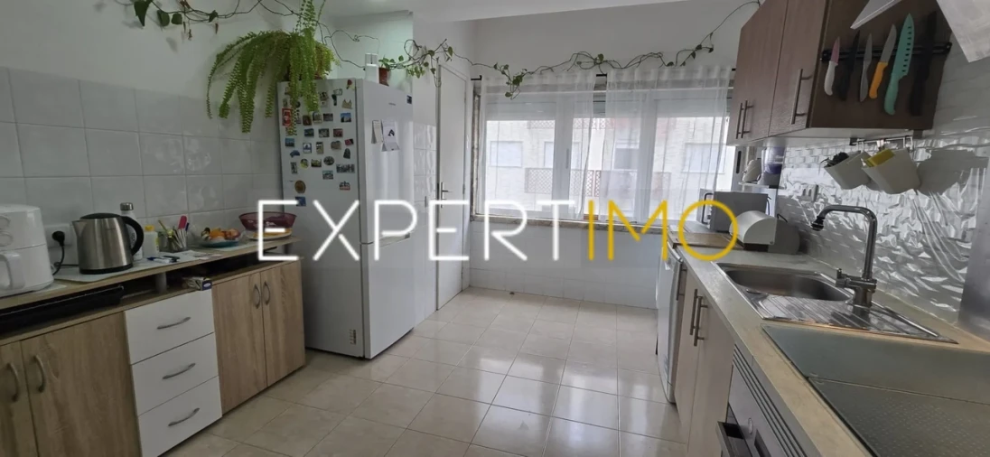 Apartamento T2 para Venda em Algueirão-Mem Martins Foto 23