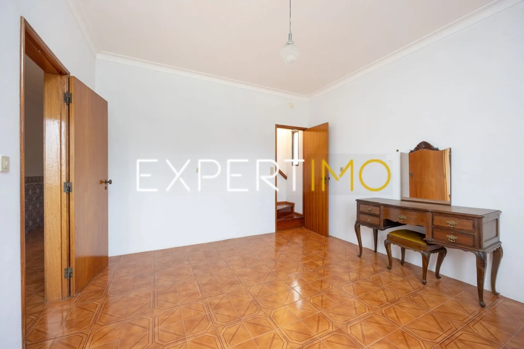 Apartamento T5 para Venda em Santiago e São Simão de Litém e Albergaria dos Doze Foto 14