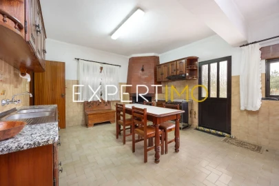Apartamento T5 para Venda em Santiago e São Simão de Litém e Albergaria dos Doze