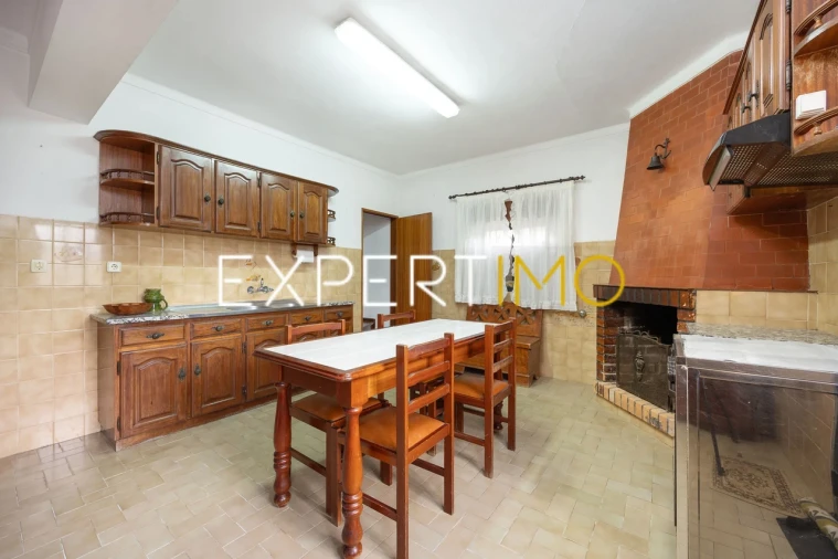 Apartamento T5 para Venda em Santiago e São Simão de Litém e Albergaria dos Doze Foto 4