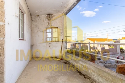 Moradia T4 para Venda em Rendo