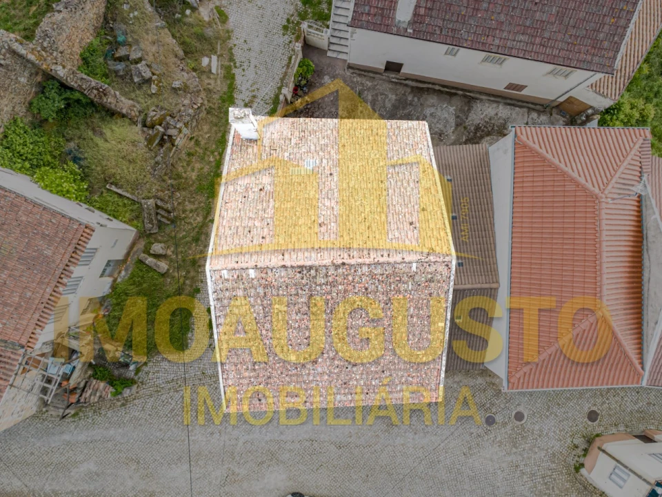 Moradia T4 para Venda em Quadrazais Foto 23