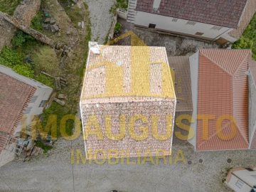Moradia T4 para Venda em Quadrazais
