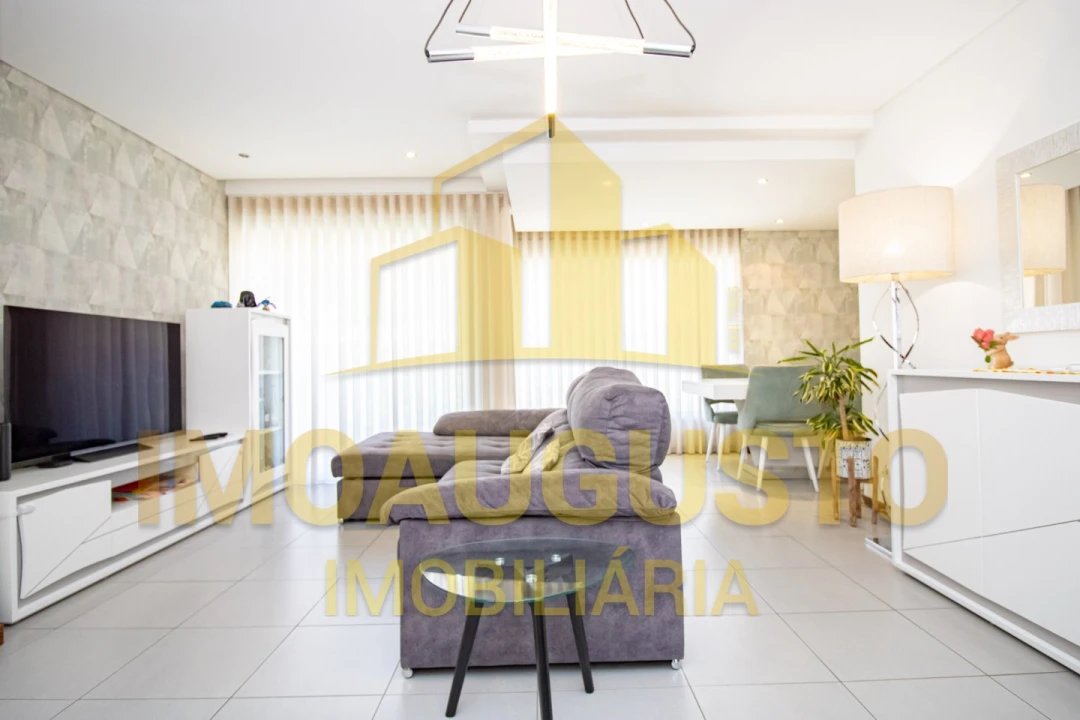 Apartamento T3 para Venda em Guarda Foto 5