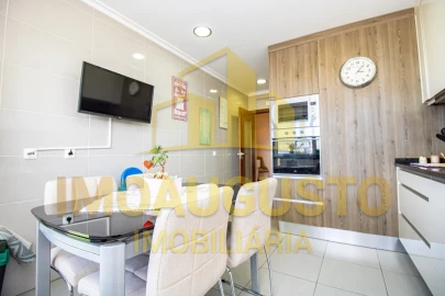 Apartamento T3 para Venda em Guarda