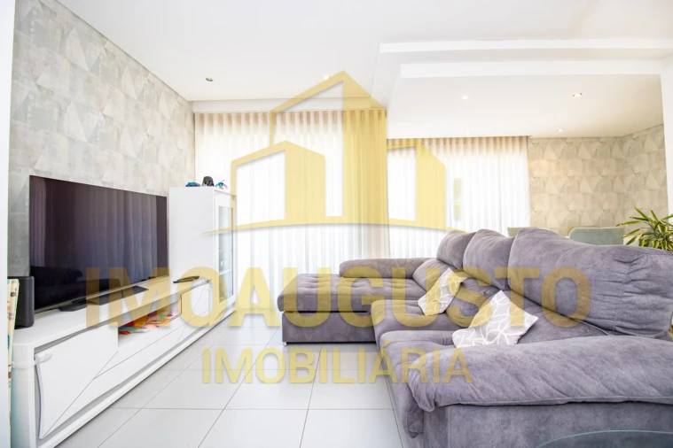 Apartamento T3 para Venda em Guarda Foto 6