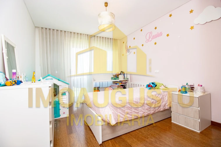 Apartamento T3 para Venda em Guarda Foto 16