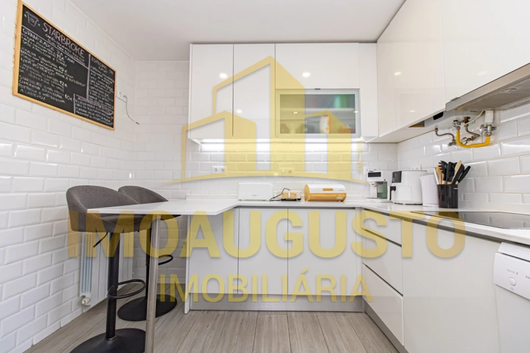 Apartamento T3 para Venda em Guarda Foto 2