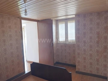 Moradia T3 para Venda em Alcongosta