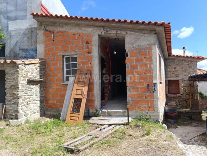 Moradia T0 para Venda em Alcongosta Foto 2