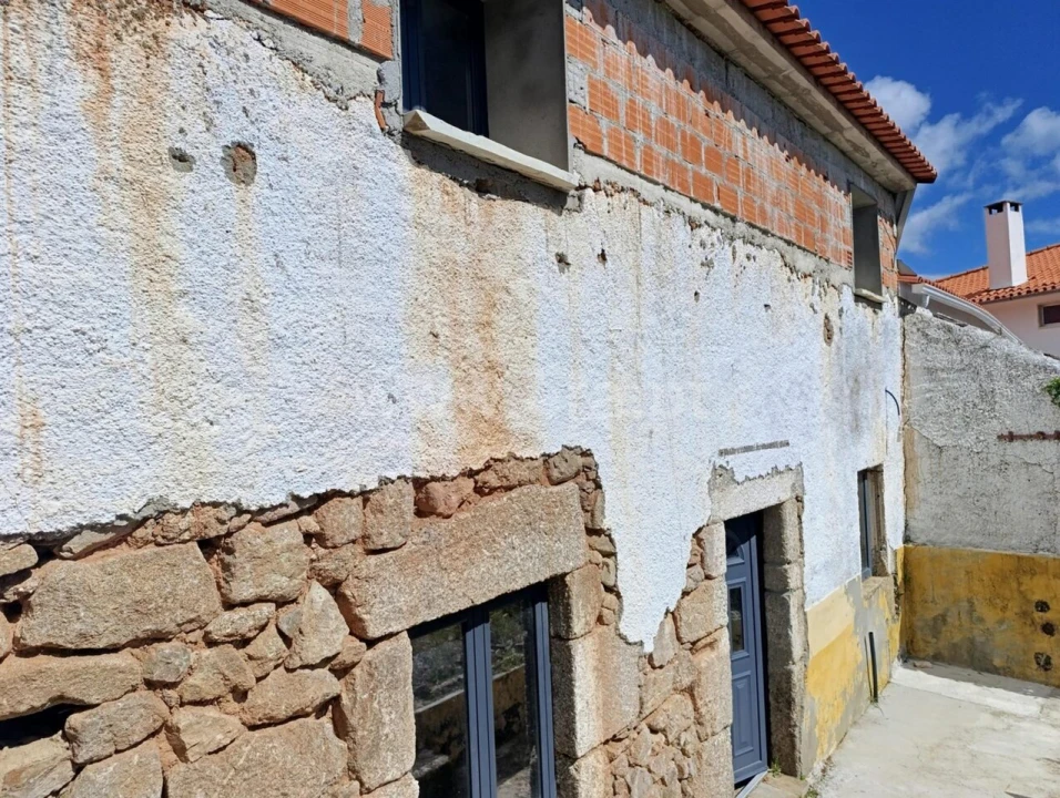 Moradia T0 para Venda em Alcongosta Foto 1