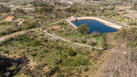 Quinta T0 para Venda em Ferro