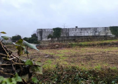 Terreno para Venda em Vila Verde e Barbudo