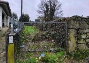 Terreno para Venda em Vila Verde e Barbudo