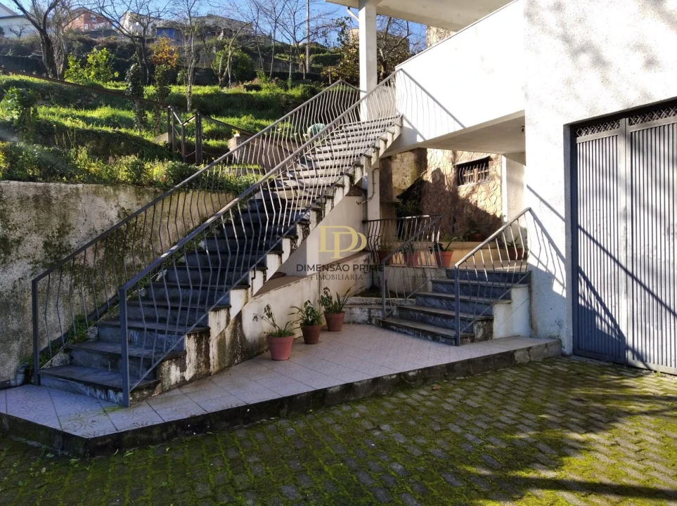 Moradia T5 para Venda em Roriz Foto 21