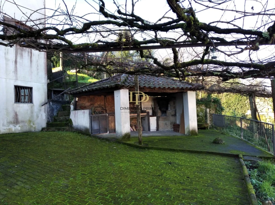Moradia T5 para Venda em Roriz Foto 1