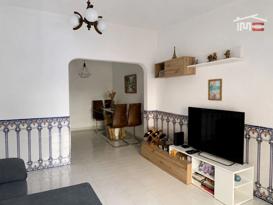 Apartamento T1 para Venda em Baixa da Banheira e Vale da Amoreira Foto 3