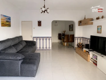 Apartamento T1 para Venda em Baixa da Banheira e Vale da Amoreira