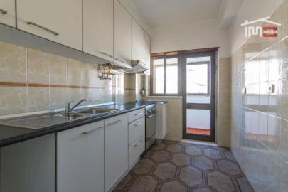 Apartamento T1 para Arrendamento em Nossa Senhora da Piedade