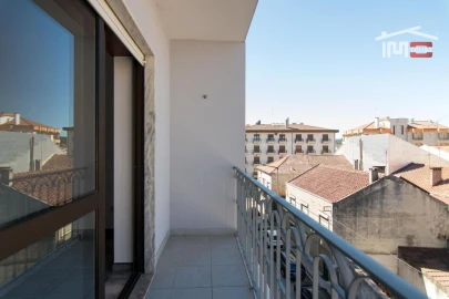 Apartamento T1 para Arrendamento em Nossa Senhora da Piedade