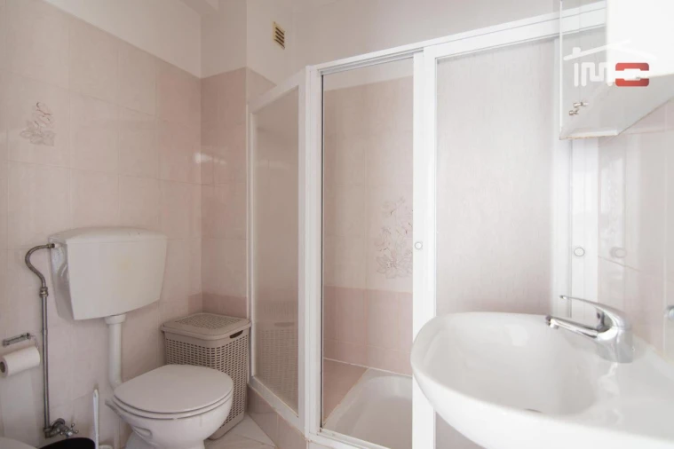 Apartamento T1 para Arrendamento em Nossa Senhora da Piedade Foto 5