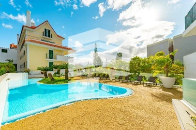 Apartamento T2 para Arrendamento em Funchal (São Pedro)