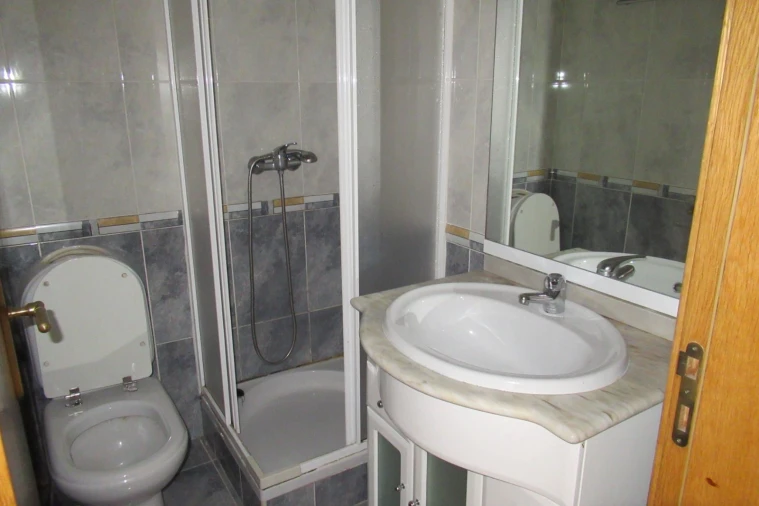 Apartamento T4 para Venda em Nossa Sra de Fatima Foto 8