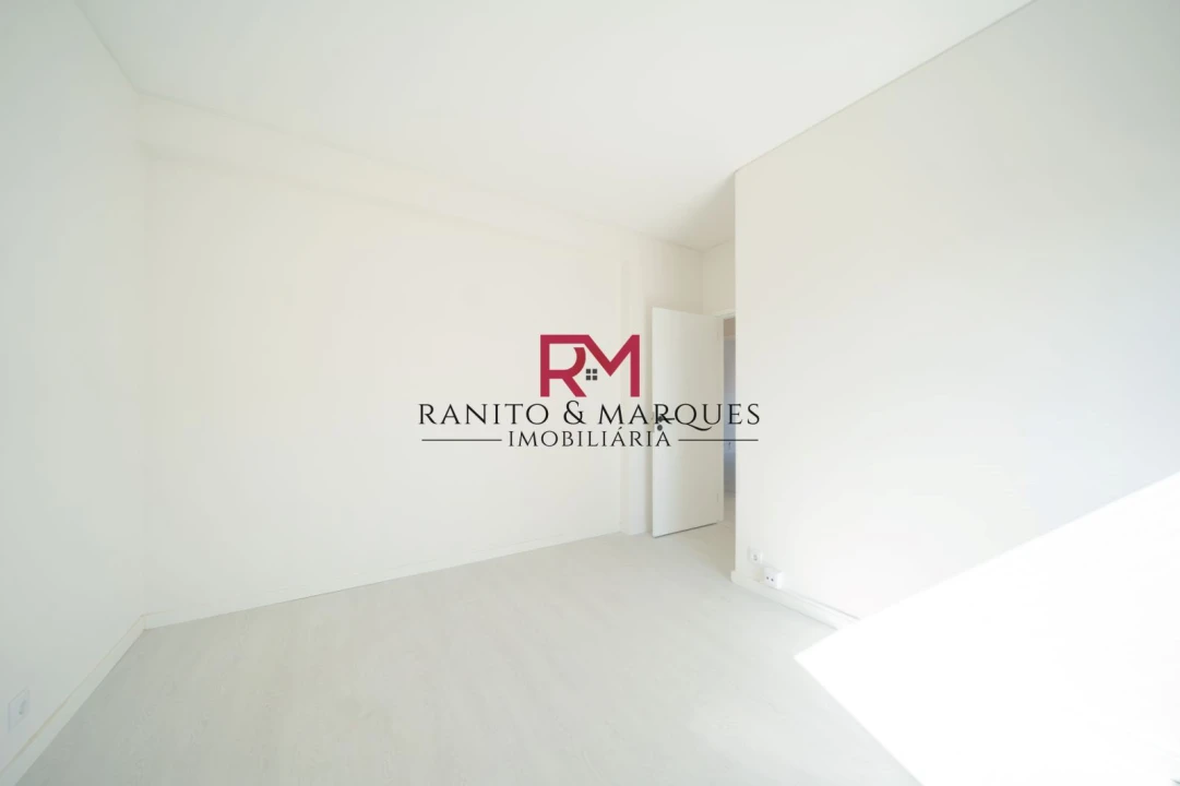 Apartamento T3 para Arrendamento em Matosinhos e Leça da Palmeira Foto 14