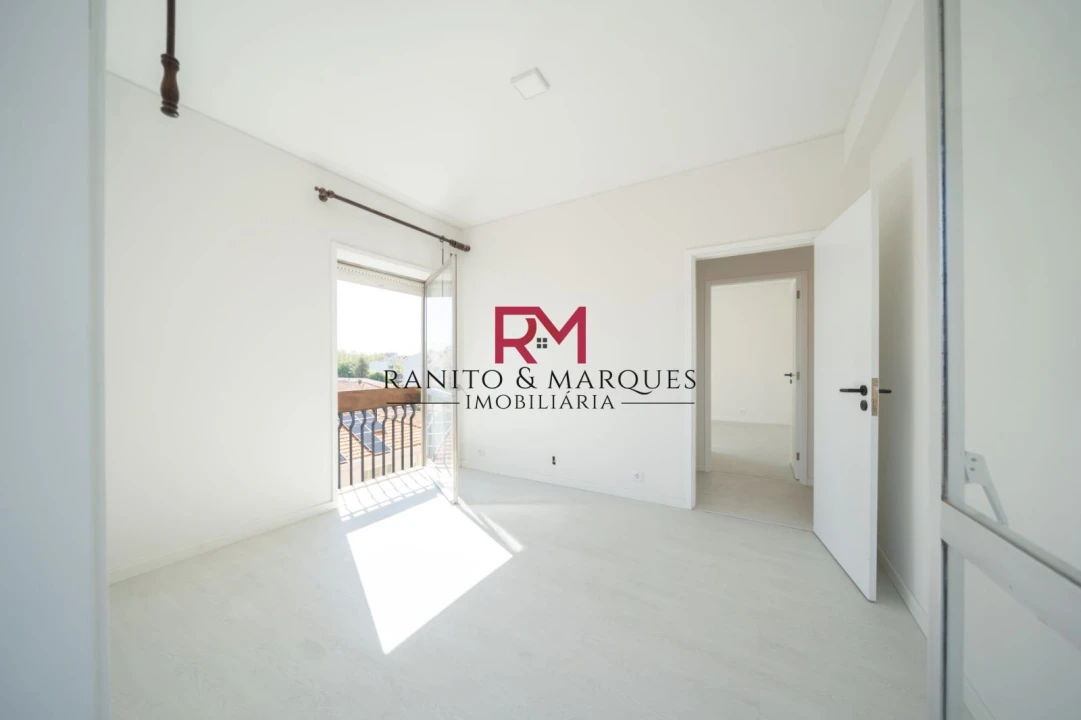 Apartamento T3 para Arrendamento em Matosinhos e Leça da Palmeira Foto 22