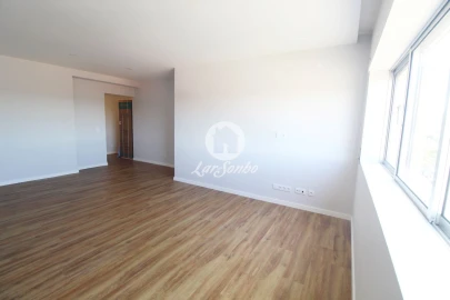 Apartamento T2 para Venda em Cidade da Maia