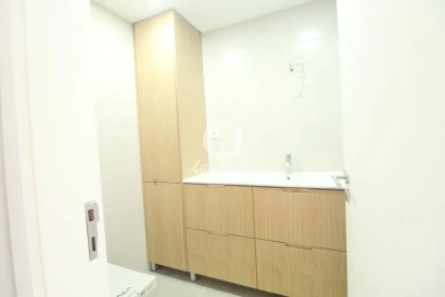 Apartamento T2 para Venda em Cidade da Maia